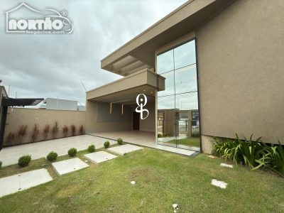 Casa, 3 quartos, 201 m² - Foto 2