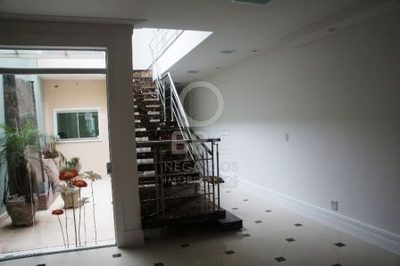 Sobrado, 3 quartos, 239 m² - Foto 5