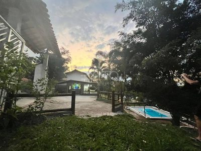 Sítio, 3 quartos, 2500 m² - Foto 4
