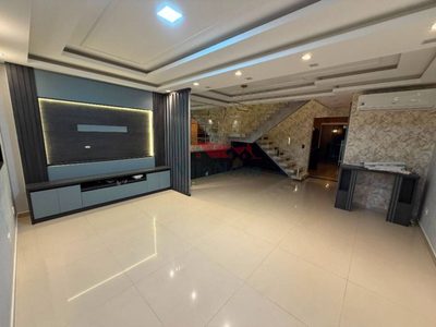 Sobrado, 4 quartos, 286 m² - Foto 1