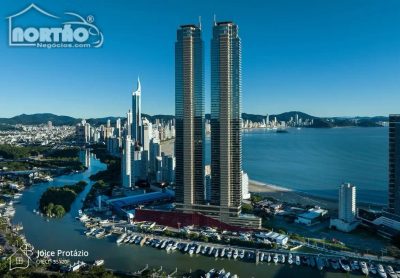 Casa, 6 quartos, 265 m² - Foto 4