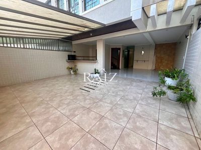 Casa, 3 quartos, 159 m² - Foto 1