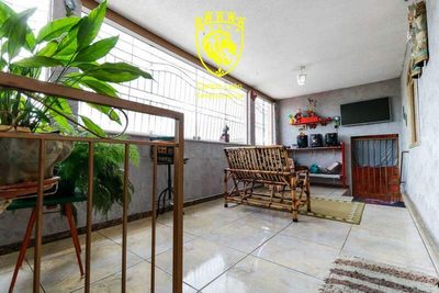 Casa, 5 quartos, 360 m² - Foto 1