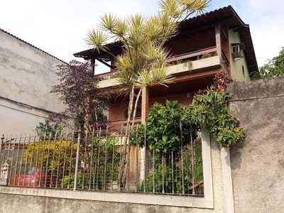 Casa, 3 quartos, 200 m² - Foto 1