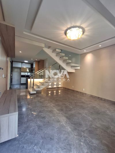 Casa, 4 quartos, 220 m² - Foto 4