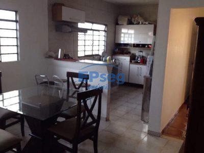 Casa, 3 quartos, 181 m² - Foto 3