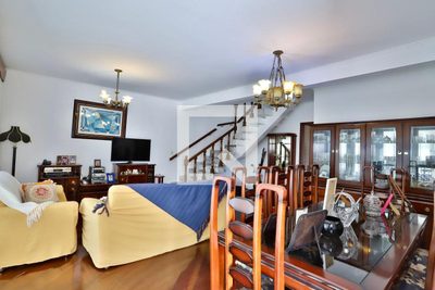 Casa, 3 quartos, 210 m² - Foto 2