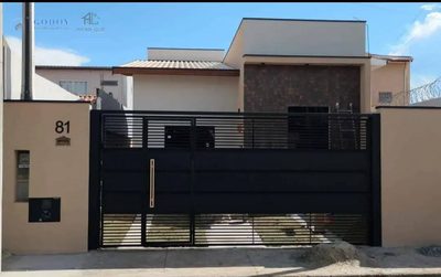 Casa, 3 quartos, 95 m² - Foto 1