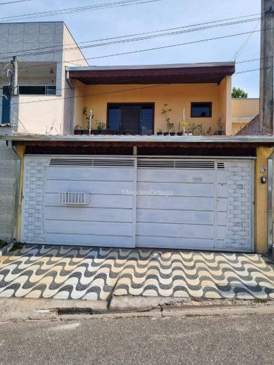 Casa, 3 quartos, 230 m² - Foto 1