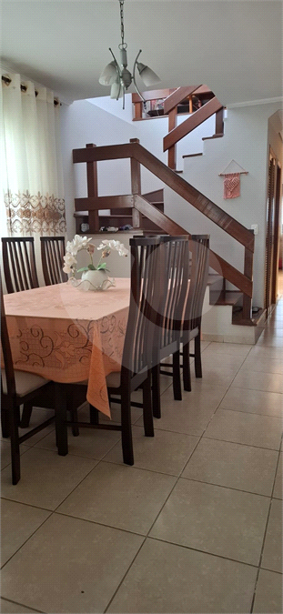 Sobrado, 3 quartos, 161 m² - Foto 1