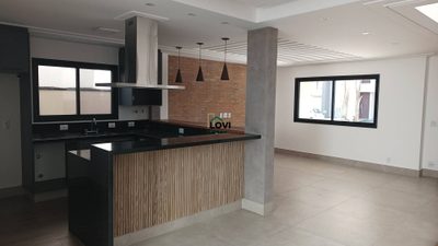 Casa, 3 quartos, 201 m² - Foto 2