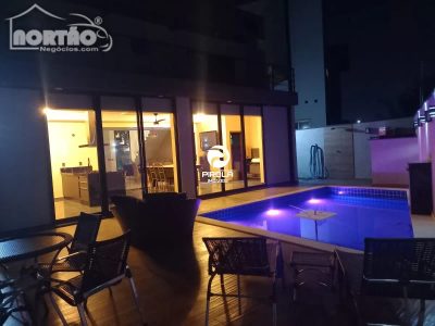 Casa, 4 quartos, 267 m² - Foto 2