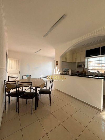 Casa, 4 quartos, 250 m² - Foto 4