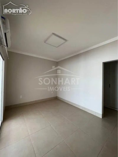 Casa, 3 quartos, 118 m² - Foto 2