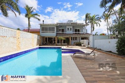 Casa, 5 quartos, 598 m² - Foto 1