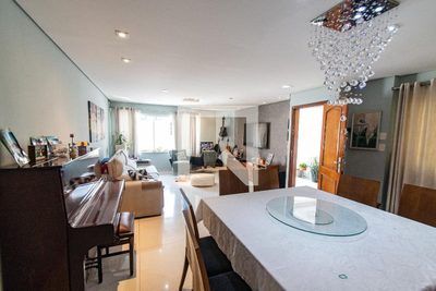 Casa, 3 quartos, 270 m² - Foto 2