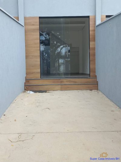 Casa, 2 quartos, 67 m² - Foto 1
