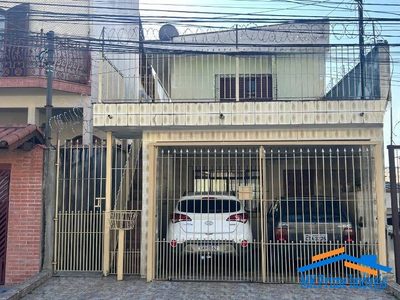 Sobrado, 4 quartos, 197 m² - Foto 1