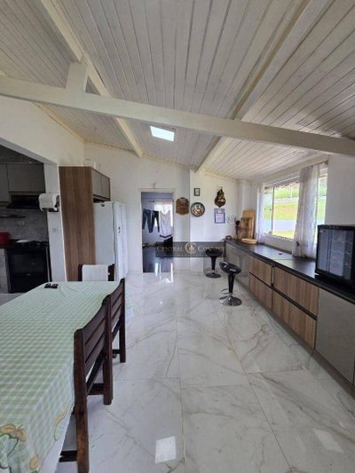 Chácara, 4 quartos, 2000 m² - Foto 1
