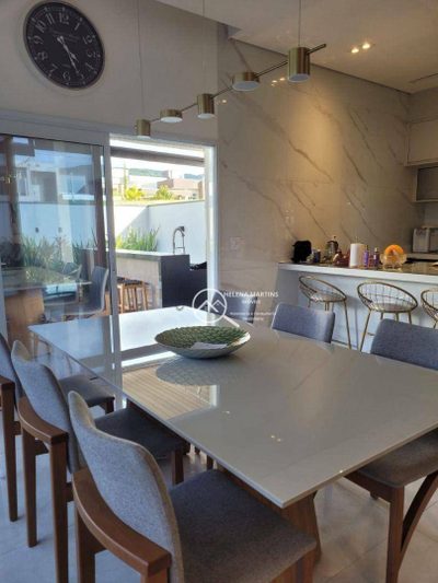 Sobrado, 3 quartos, 220 m² - Foto 2