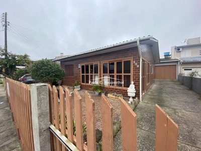 Casa, 2 quartos, 190 m² - Foto 1