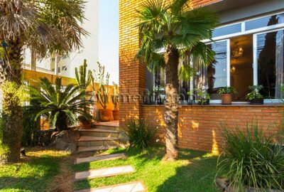 Casa, 4 quartos, 347 m² - Foto 1