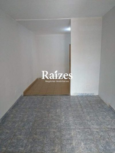 Casa, 3 quartos, 248 m² - Foto 2