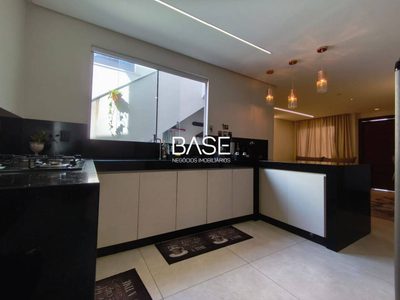 Casa, 2 quartos, 127 m² - Foto 1
