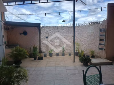 Casa, 2 quartos, 100 m² - Foto 1