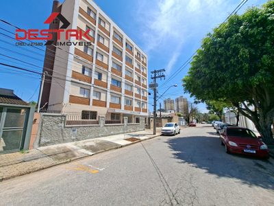 Apartamento, 3 quartos, 80 m² - Foto 1