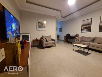 Casa, 3 quartos, 139 m² - Foto 1