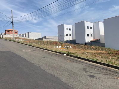 Terreno, 240 m² - Foto 1