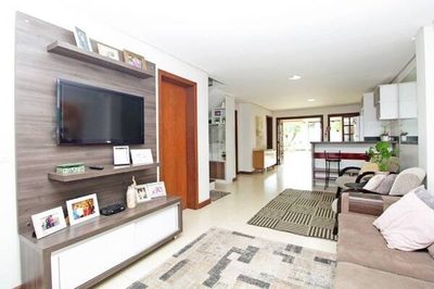Casa, 3 quartos, 192 m² - Foto 2