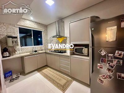 Casa, 3 quartos, 120 m² - Foto 3