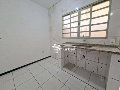 Casa, 1 quarto, 40 m² - Foto 3