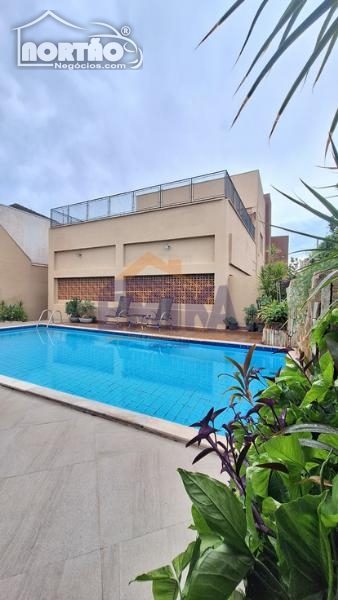 Casa, 4 quartos, 240 m² - Foto 2