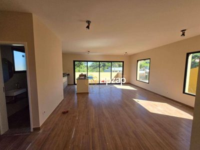 Casa, 2 quartos, 185 m² - Foto 1