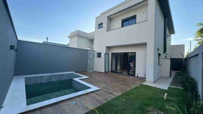 Casa, 3 quartos, 196 m² - Foto 1