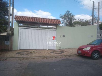 Casa, 3 quartos, 156 m² - Foto 1