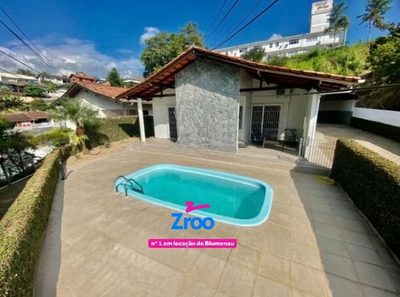 Casa, 4 quartos, 188 m² - Foto 1