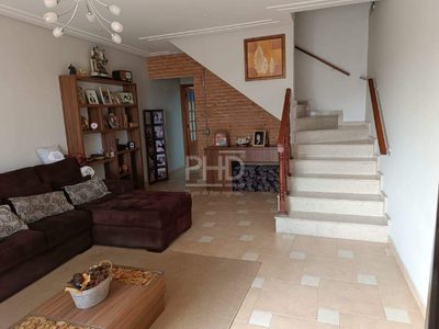 Sobrado, 5 quartos, 240 m² - Foto 2