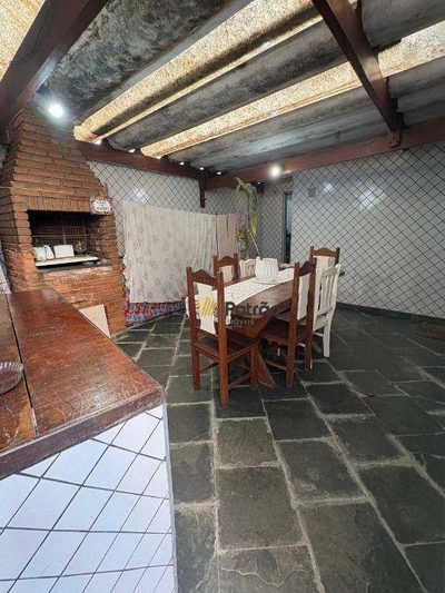 Casa, 3 quartos, 203 m² - Foto 3