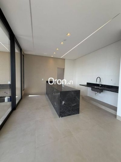 Sobrado, 3 quartos, 242 m² - Foto 3