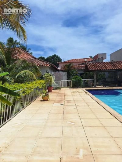 Casa, 5 quartos, 325 m² - Foto 2