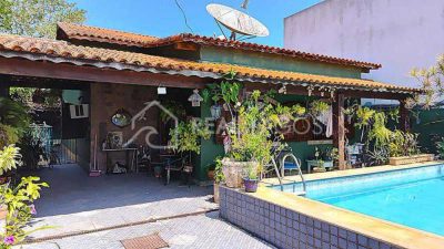 Casa, 3 quartos, 216 m² - Foto 1