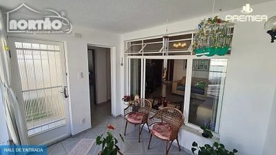 Casa, 5 quartos, 237 m² - Foto 3