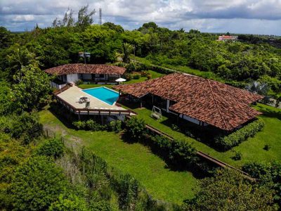 Casa, 5 quartos, 255 m² - Foto 1