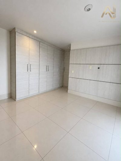 Apartamento, 4 quartos, 270 m² - Foto 4