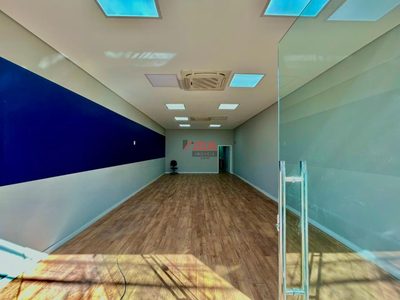 Loja-Salão, 110 m² - Foto 1