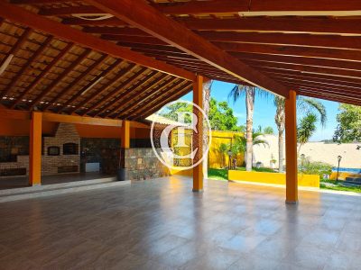 Sítio, 3 quartos, 1058 m² - Foto 1